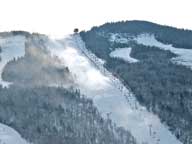 Snow guns in operation on Superstar